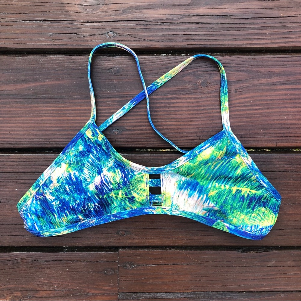 Printed Jolyn Tomcat Top